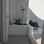 Modern House Near Parikia With 3 Bedrooms & 2 Bath פארוס